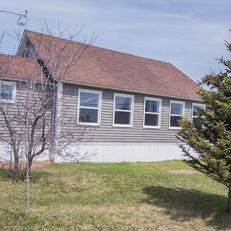 Family Ties Vacation Home - Hopkins House Twillingate Exterior foto
